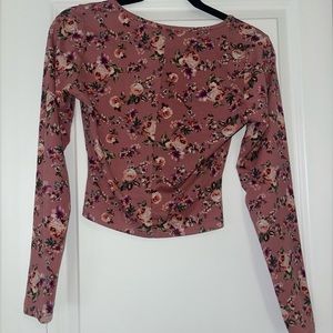 Pink floral long sleeve crop top with scrunch